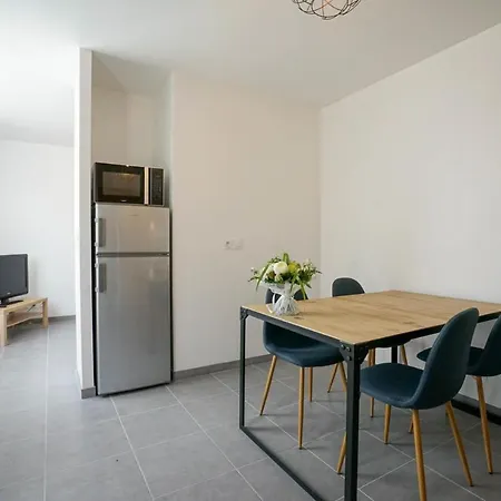 Studio Londres, Rodez Proche Gare Διαμέρισμα Ροντέζ